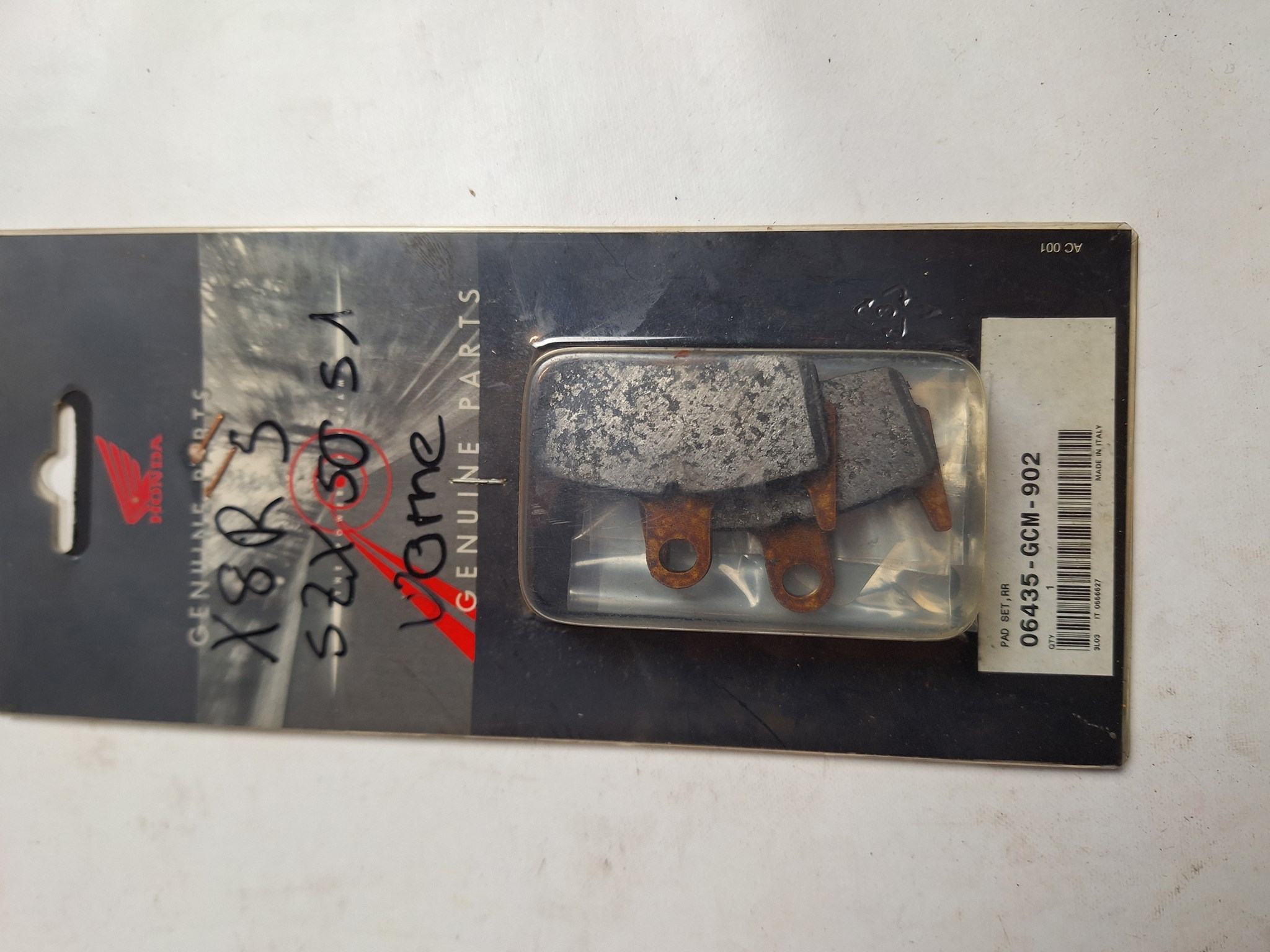 Picture of BREMSBELAG HINTEN  06435-GCM-902  SZX50 W